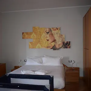 L'arche Comfort&relax - Di Via Palmieri , Milano Italia